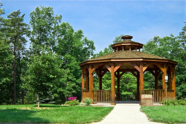West Palm Beach Outdoor Structure Service