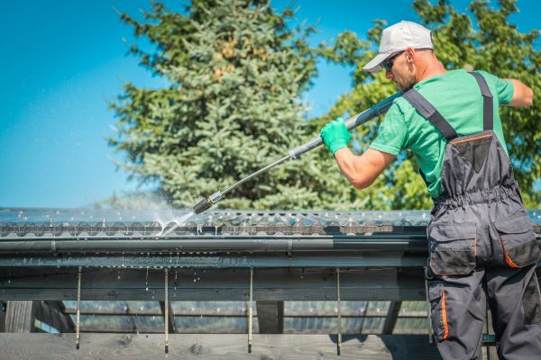 West Palm Beach Gutter Cleaning