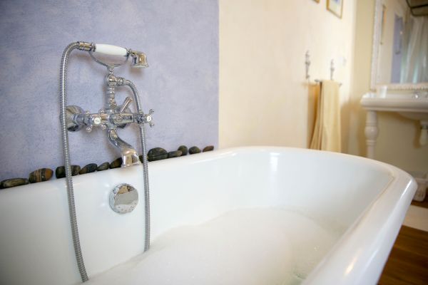 West Palm Beach Bathtub Refinishing